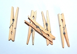 Kolíčky dřevěné 72mm klasické