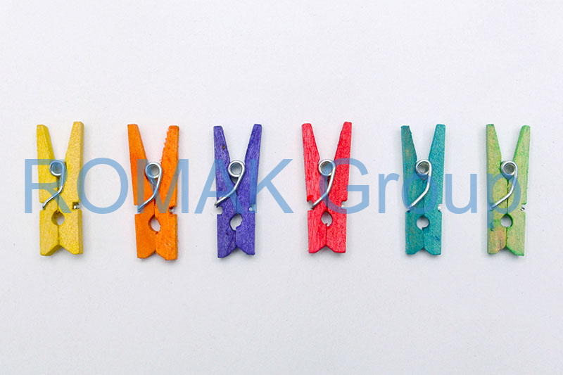 Kolíčky barevné 25mm 45ks